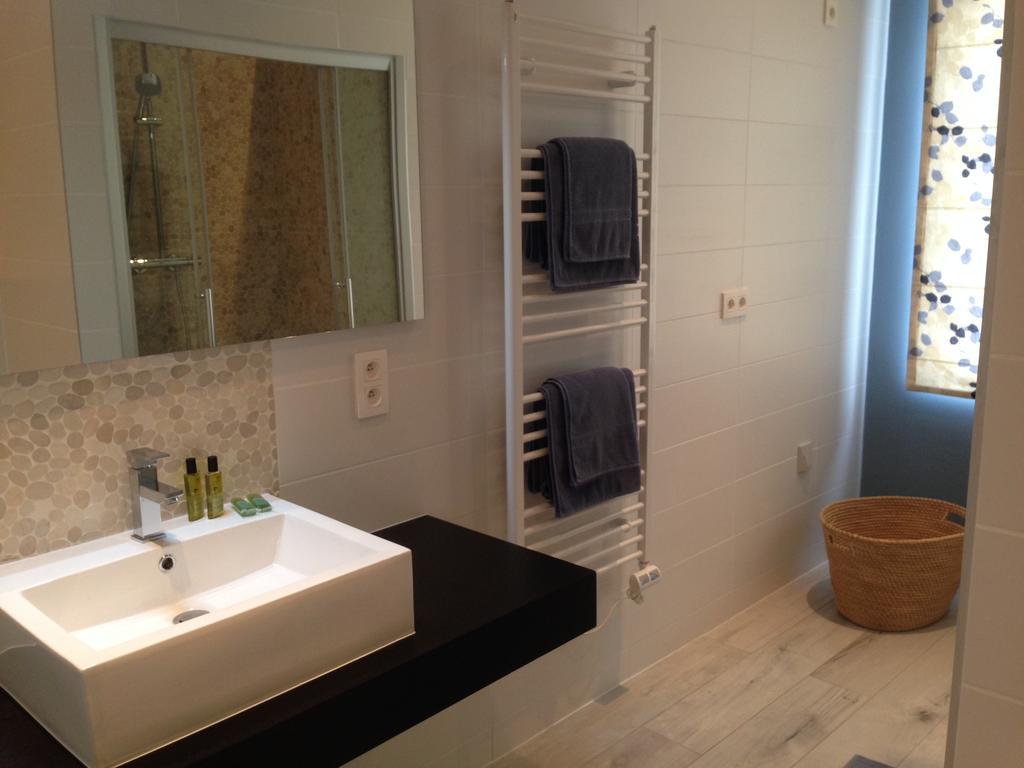 B&B Le Seize Brussel Rom bilde